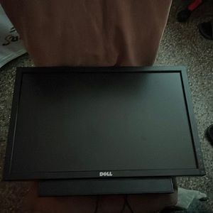 Monitor (INCLUDES WITH SPEAKER)
